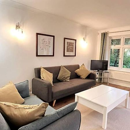 Space And Comfort In Summertown Oxford Bagian luar foto