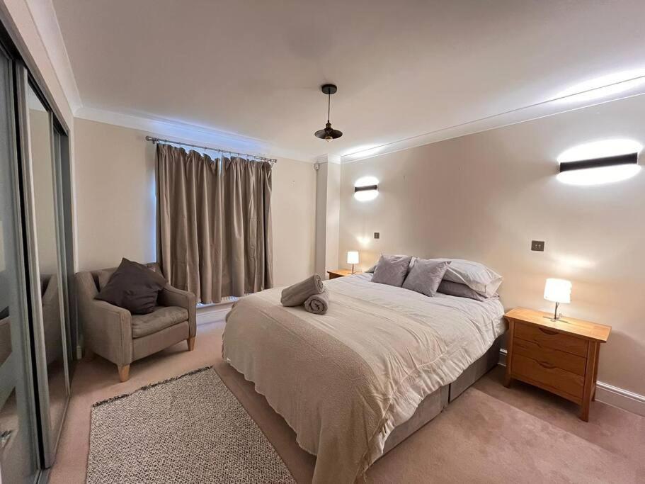 Space And Comfort In Summertown Oxford Bagian luar foto