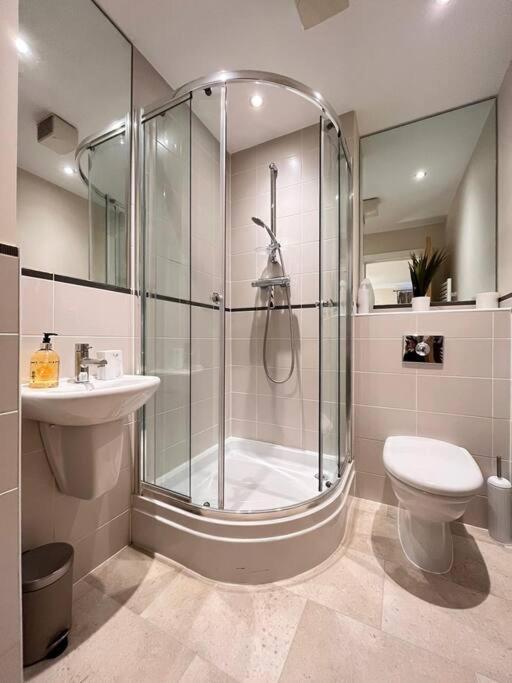 Space And Comfort In Summertown Oxford Bagian luar foto